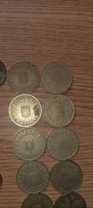 Vind monede diferite