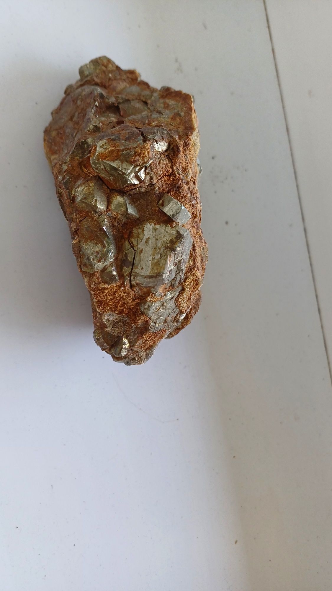 Geoda de pirita,mineral