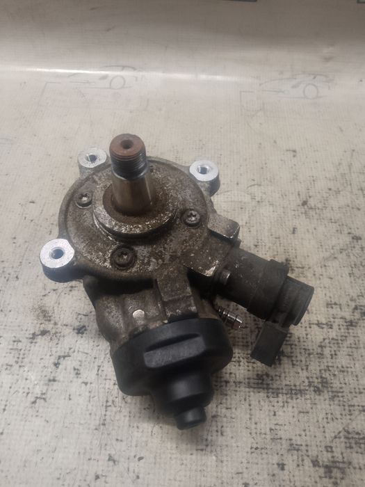 pompa injectie volkswagen passat b8 1.6 2016