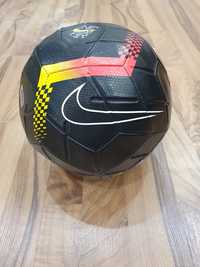 Срочно продам новый футбольный мяч