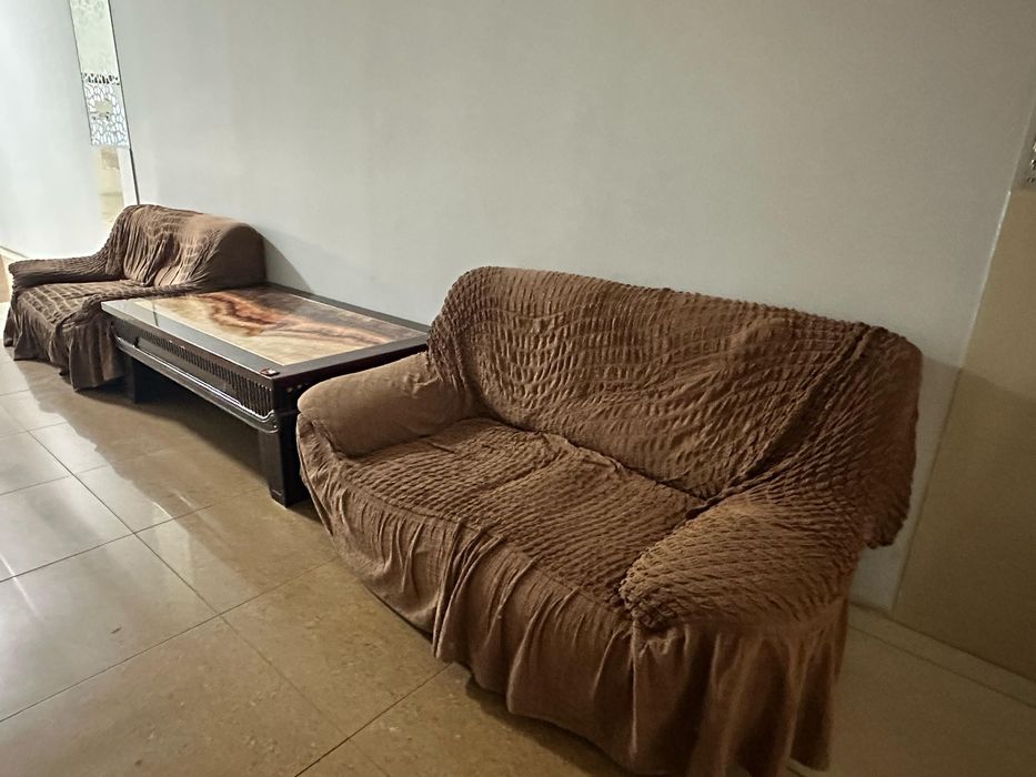 Продам два дивана