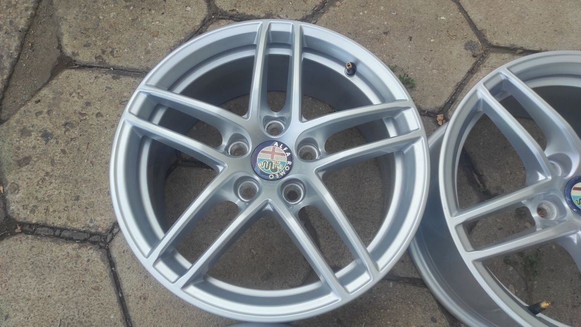 5x110 16 цола Alfa Romeo
