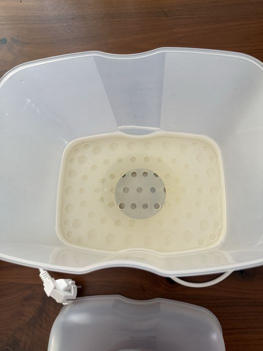 Sterilizator electric cu aburi Chicco 2 in 1