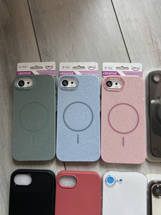 Huse si folii iPhone 16e