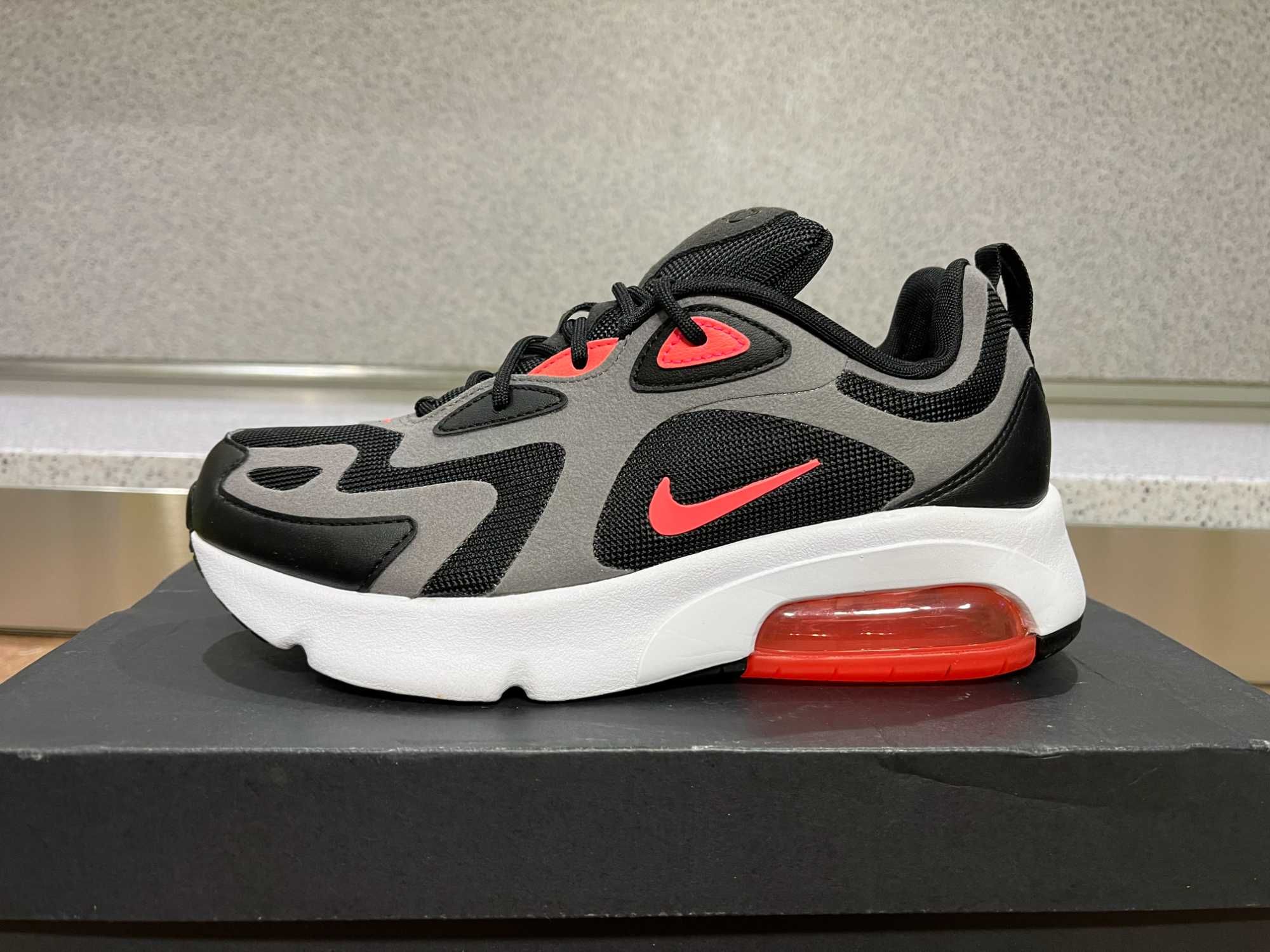 ОРИГИНАЛНИ *** Nike Air Max 200  /Black/Grey/Pink