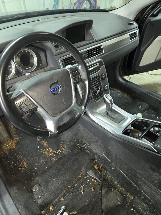 200 RON !! Detailing auto interior !! Polish faruri !