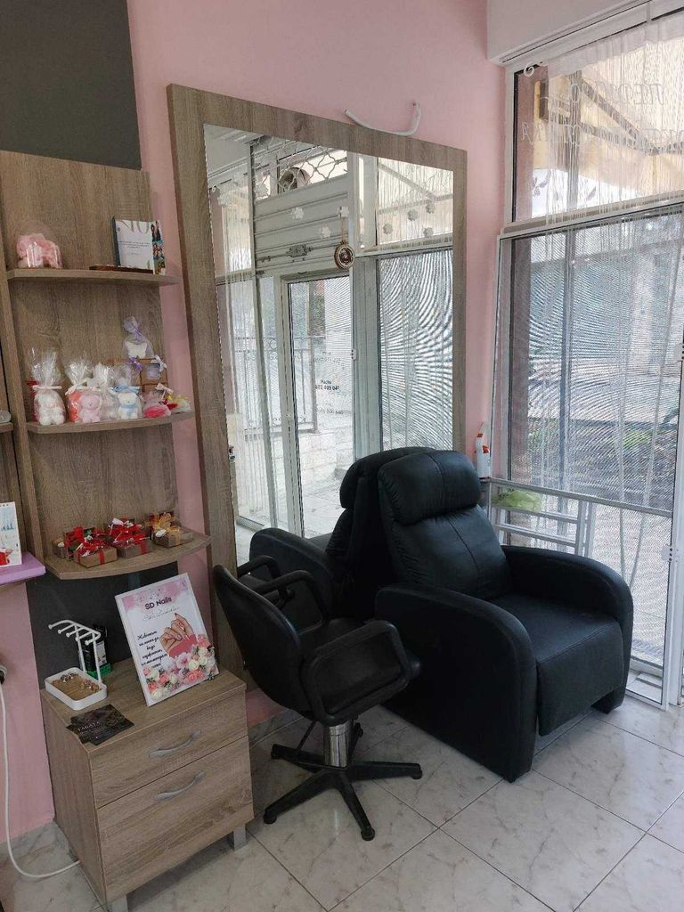 Дава се под наем Офис в Бургас, Меден рудник - зона А - 40 кв.м за 200 € - Снимка #3