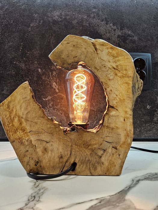 Ръчно изработена лампа от дърво Moon Light!