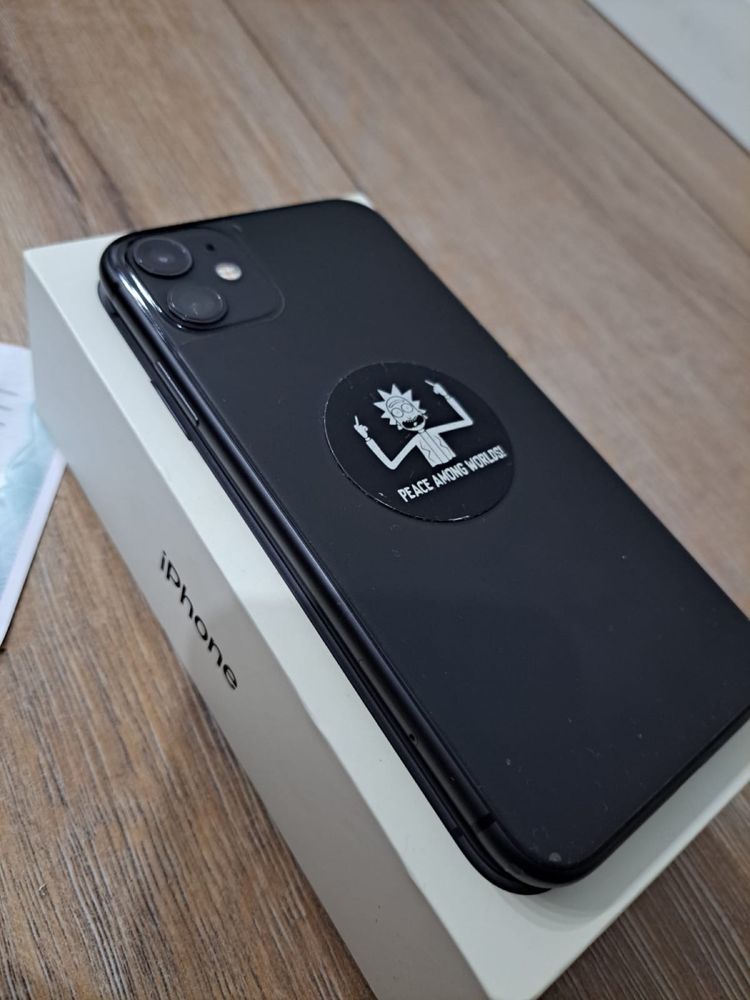 Iphone 11 в идеальном состоянии