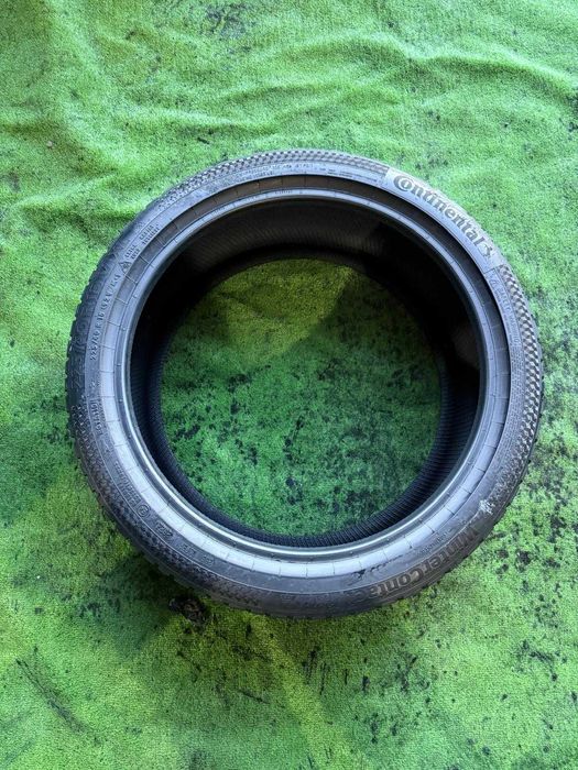 Anvelope Iarna 225/40/18 Continental