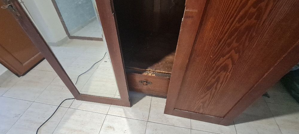 Гардероб старинен