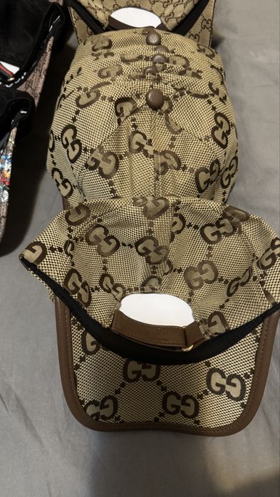 Sepci cu diferite modele, calitate foarte buna