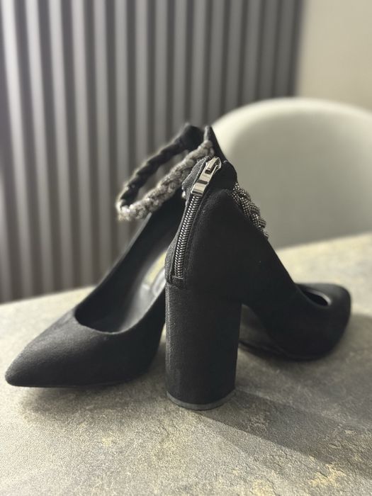 Продам женские туфли в идеальном состоянии