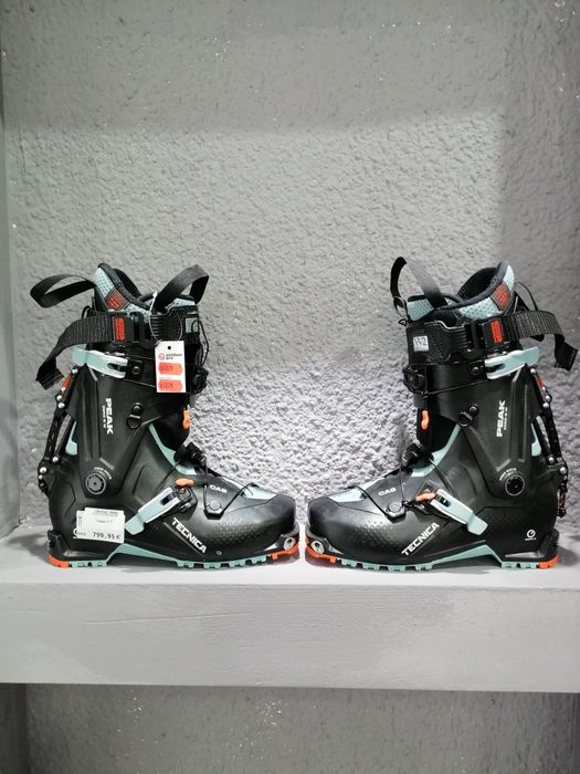 Clapari schiuri ski tura Tecnica Zero G Peak W Test marime 24