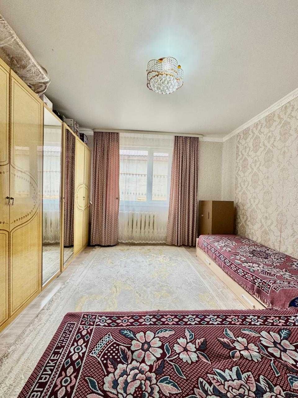 Продаются два дома в одном дворе+баня!