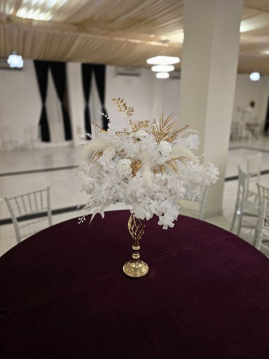 Aranjamente florale pentru evenimente!