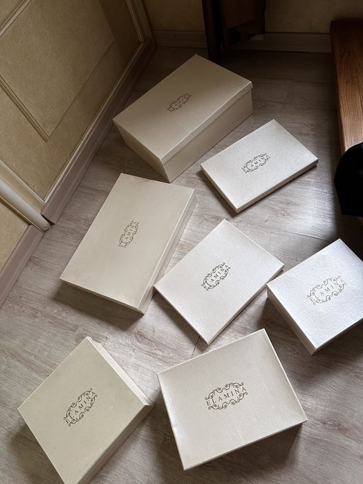 Посуда в коробках  салатницы для холодного чайник горки