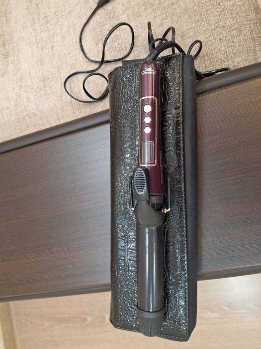 Плойка для волос ROWENTA, б/у, в отличном состоянии.