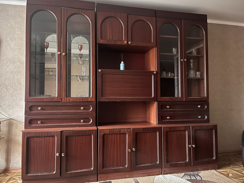 Стенка,гарнитур в зал,шкаф