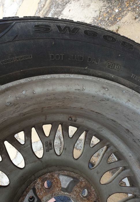 Джанти БМВ 15" със зимни гуми