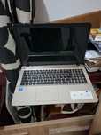 Laptop Asus VivoBook Max