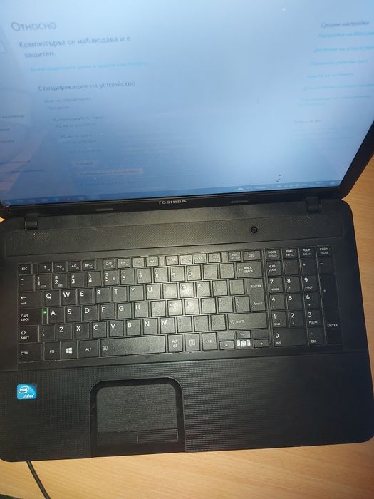 Toshiba satellite C870- 192- 17.3" ,6 gb ram- Работи отлично