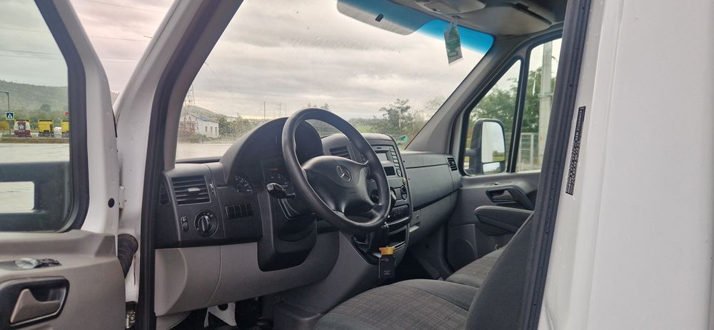 Mercedes sprinter 316 318 319 519 516 iveco daily 35c15 35s18 35s17