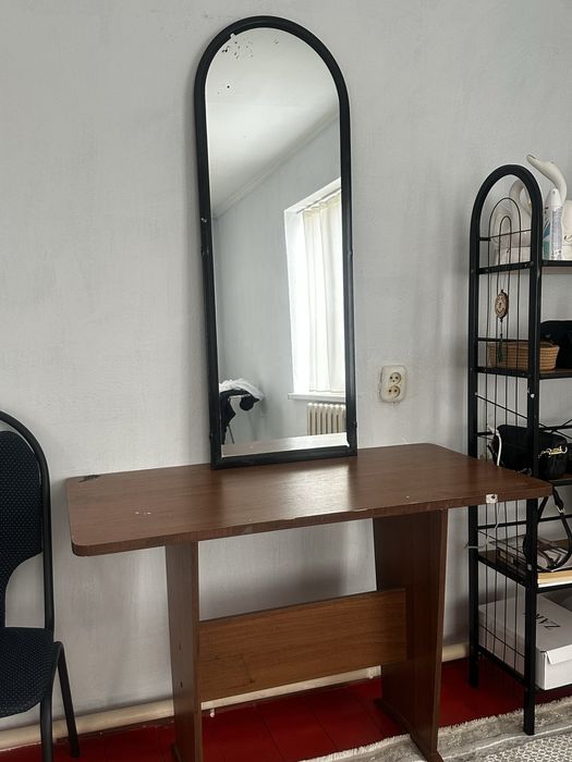 Туалетный столик, зеркало в подарок ! Доставка есть