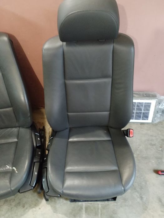 Кожен салон бмв Е46 с подгрев и надуване