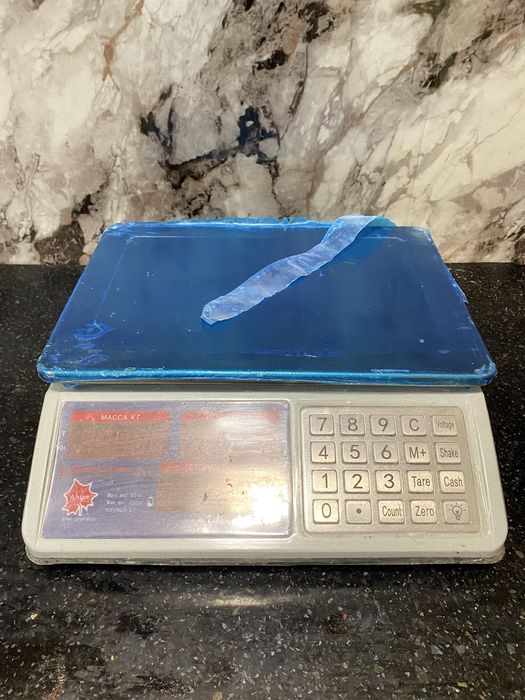 Весы настольные электронные