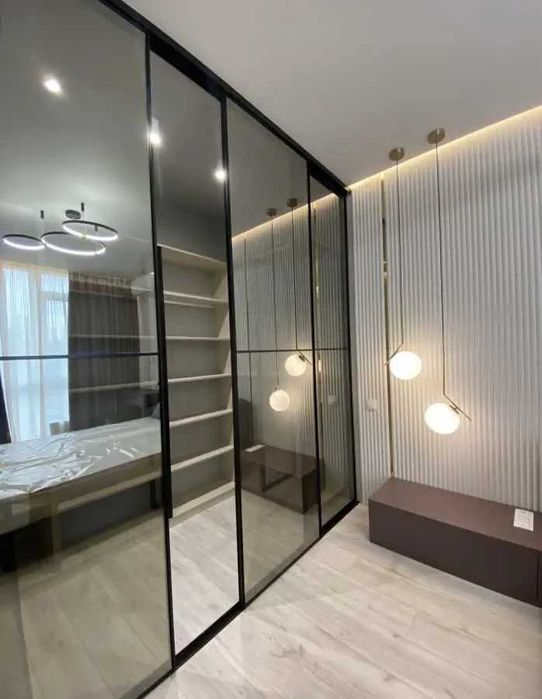 Дава се под наем Двустаен апартамент в София, Център - 65 кв.м за 433.5 € - Снимка #2