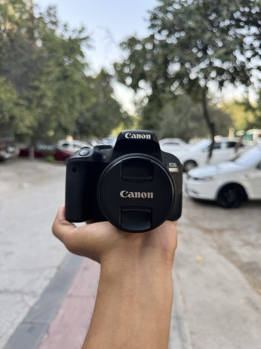 Canon 800D zo'r Sostayaniyada