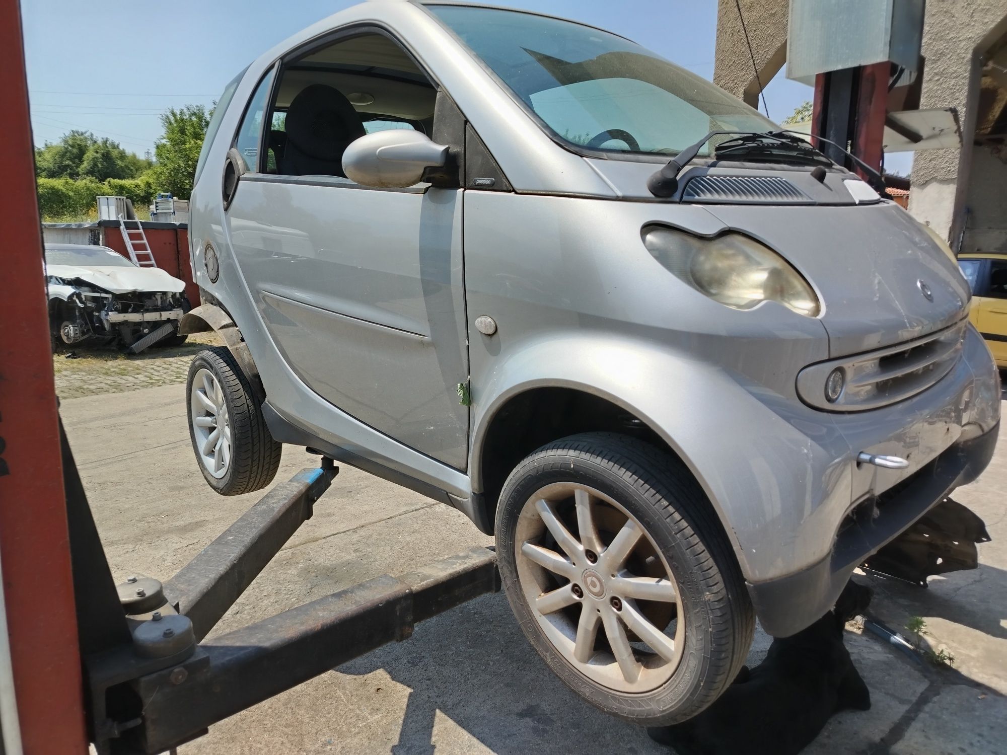 Smart fortwo 0.6 и 0.7 на части