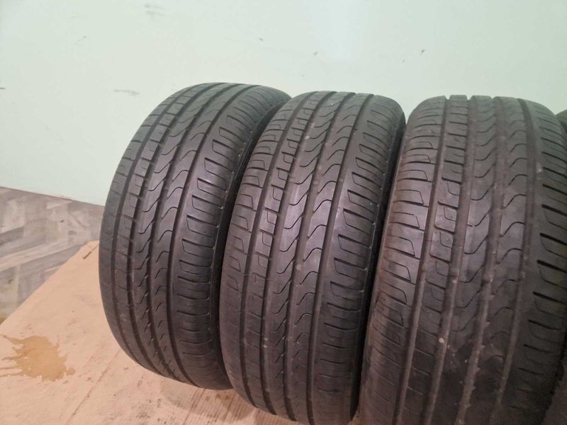 4 Pirelli R18 215/45/ 
летни гуми DOT2619