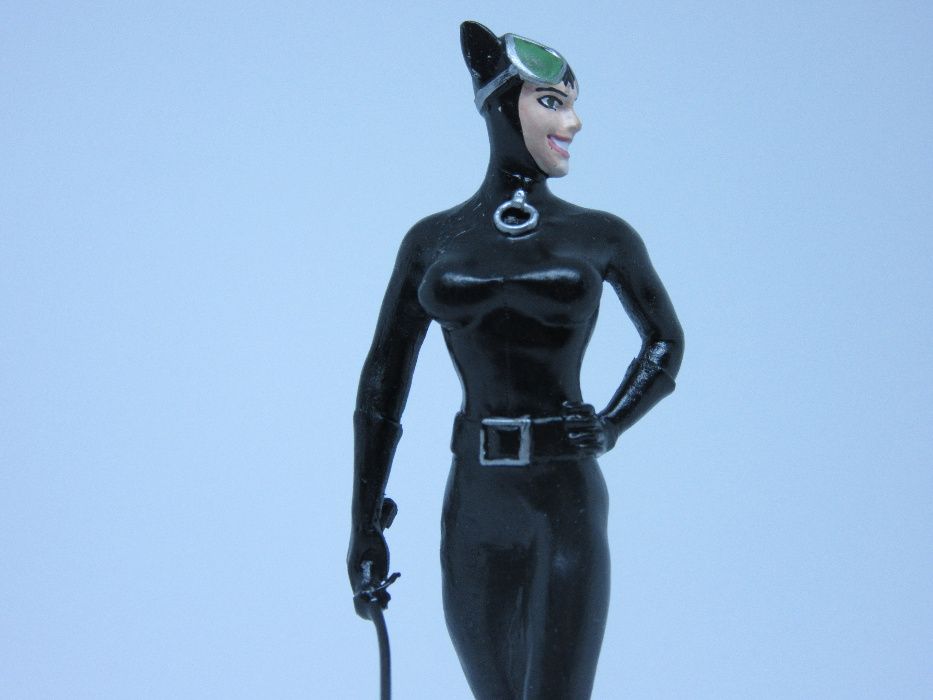 Figurina Catwoman DC Comics