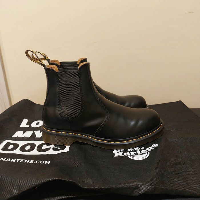 Dr. Martens черни боти (модел Chelsea) от натурална кожа