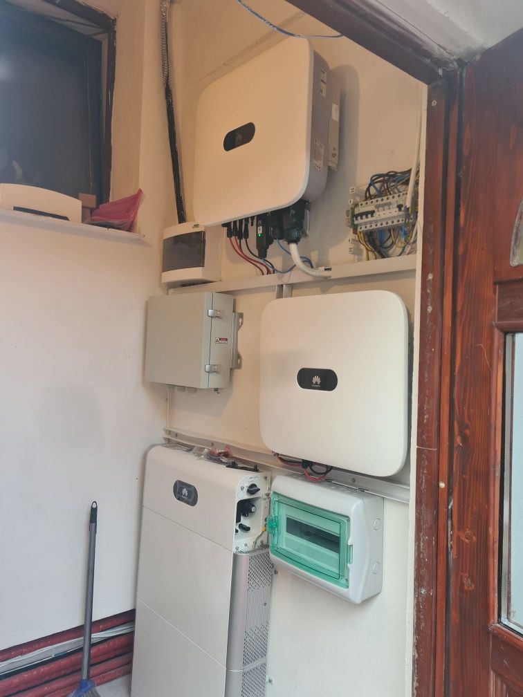 Electrician autorizat cu experiență - intervenții non-stop