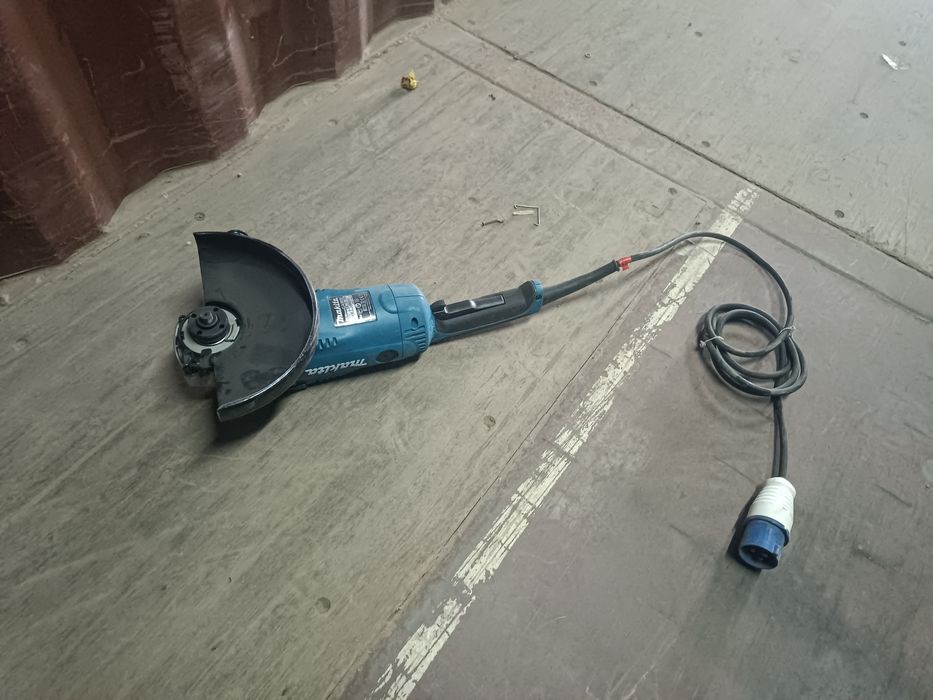 Балгарка Makita original 250mm