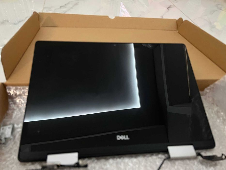 Touch-Екран на Dell Inspiron 5482