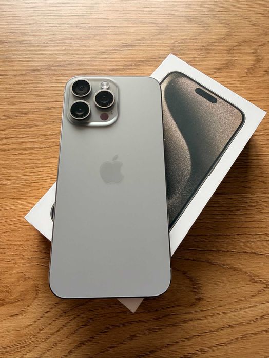 iPhone 15 Pro Max 512 GB – Перфектно Състояние + Подарък Кейс Mous