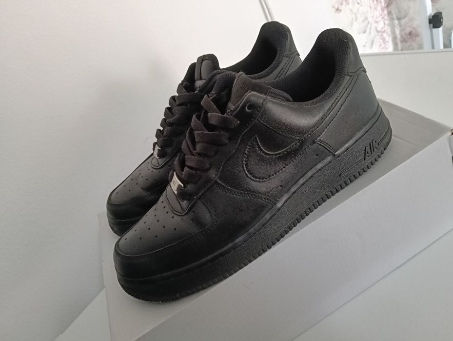 Air force 1 de vânzare