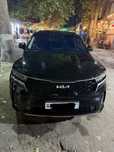 Kia Sorento 2023 yil 7 kishilik