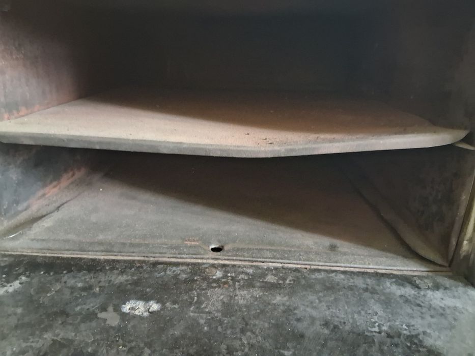 Печка на дърва с фурна взимане от място