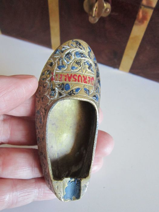 Ierusalim  Papuc bronz