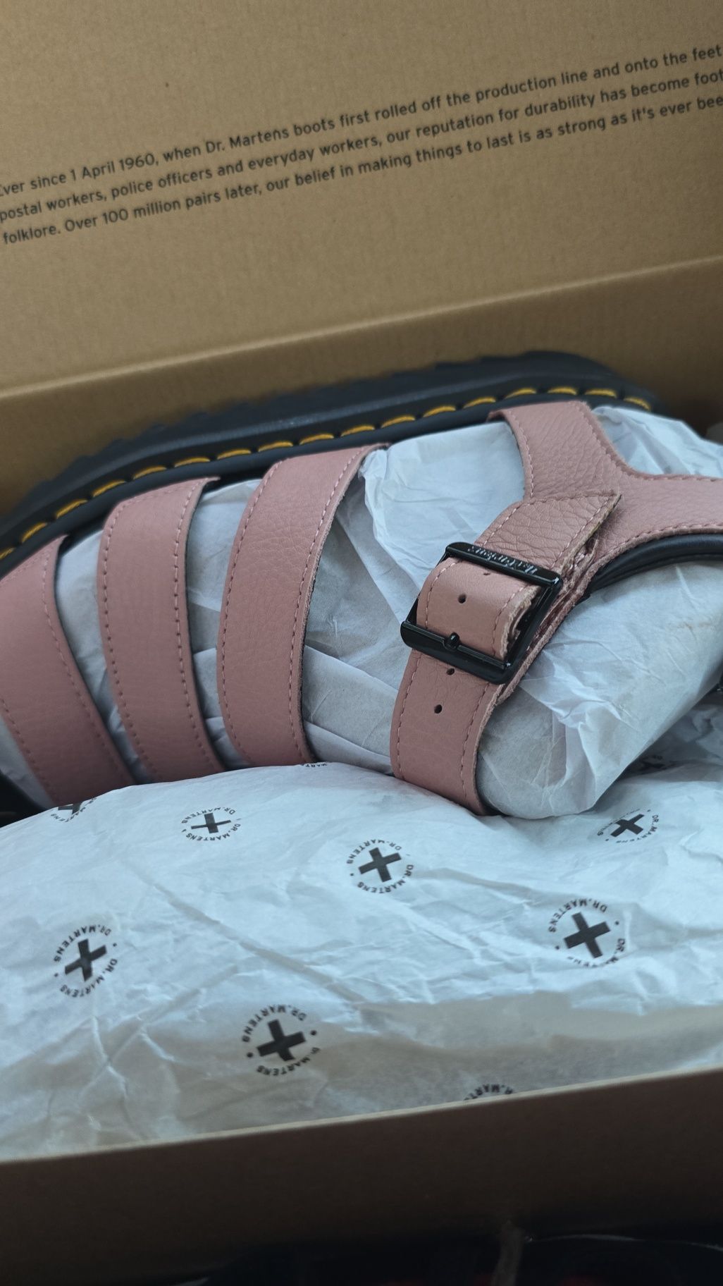 Sandale Dr Martens