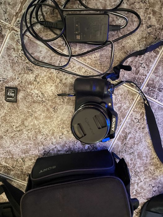 Фотоапарат Sony Cyber-Shot DSC-HX200V 30x ZOOM