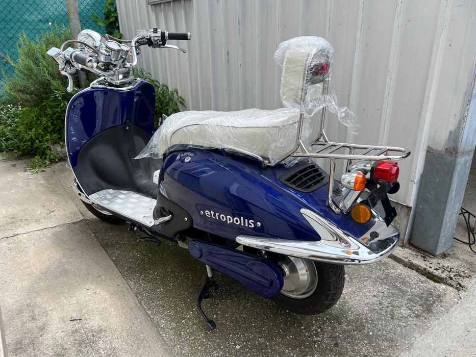 Vand Scuter etropolis 2000w