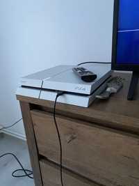 PlayStation 4 cu 16 cduri 2 manete și căști