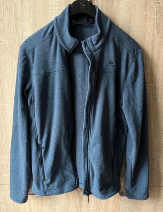 Bluză călduroasă.