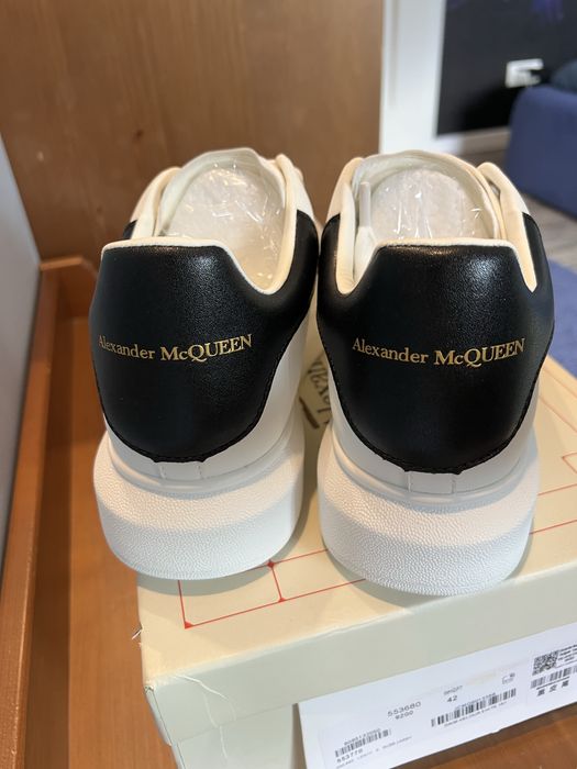 Alexander Mcqueen